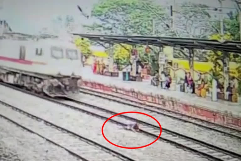 man suicide in tuni railway station in east godavari