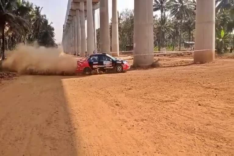 Car race in Tumkur