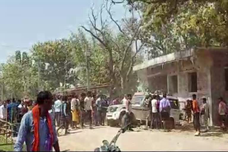 Villagers Pelted Stones on Police in Jamui