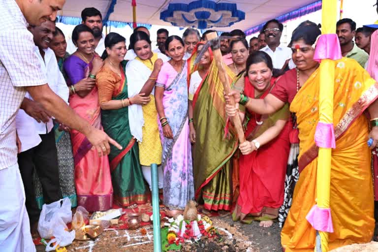 Anjali Nimbalkar Lay Foundation Stone Of Bus Stand