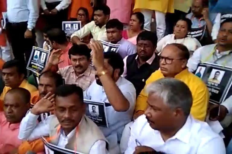 BJP walks out from Bengal Assembly over protest on councilors murder