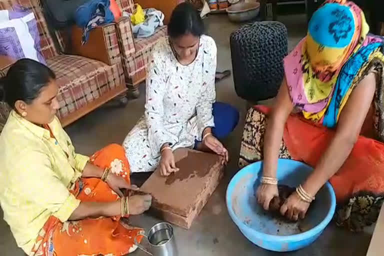 chhattisgarh cow Dung briefcase