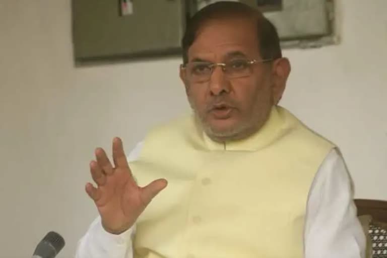 delhi-hc-directs-disqualified-rs-mp-sharad-yadav-to-vacate-govt-bungalow-within-15-days