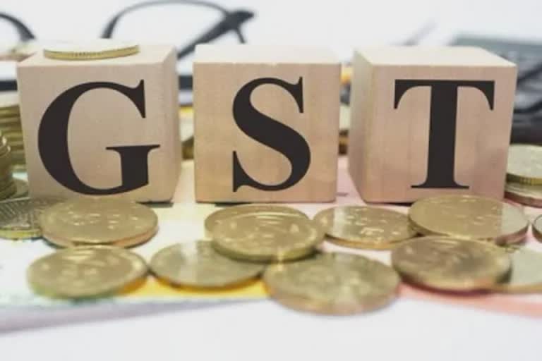 GST Department Raids in Ahmedabad : માલસામાનની આપ-લે કર્યા વગર બોગસ બિલિંગ બિલ બનાવી આપનારનો પર્દાફાશ