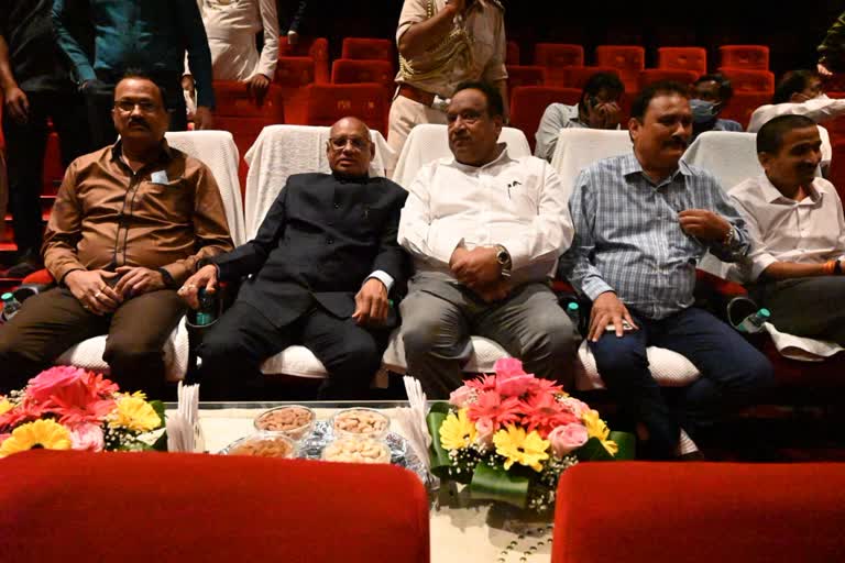 Jharkhand Governor Ramesh Bais watched The Kashmir Files movie