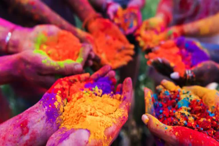 lucky holi color of 12 zodiac signs