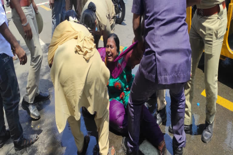 Woman attempted suicide  suicide attempt  Chennai General Secretariat  Woman attempted suicide in front of Chennai General Secretariat  தற்கொலைக்கு முயன்ற பெண்  தலைமை செயலகம் எதிரே தற்கொலைக்கு முயன்ற பெண்  தற்கொலை முயற்சி