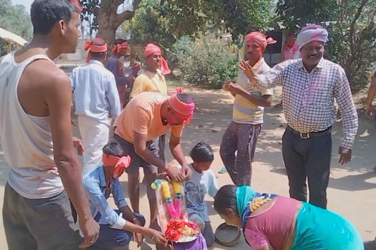 Holi festival of Bengali community