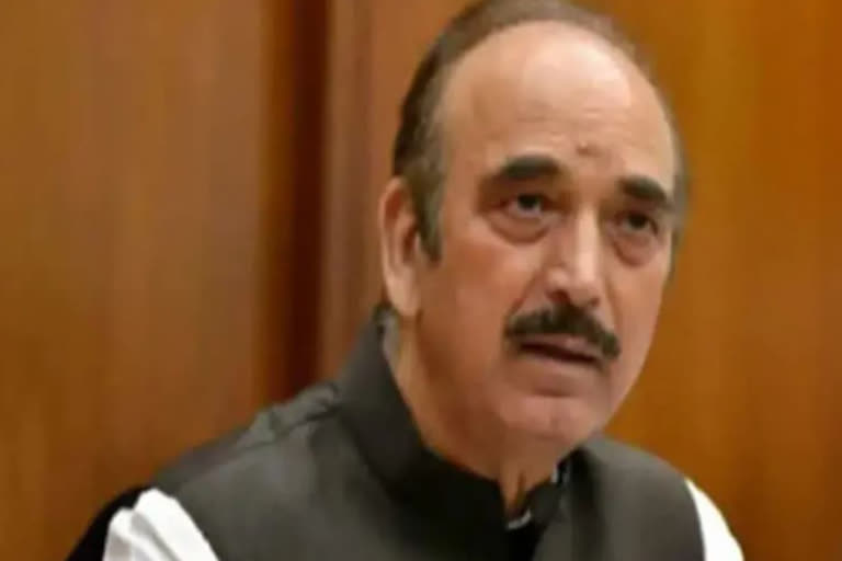 Congress leader & G-23 member Ghulam Nabi Azad meets Sonia Gandhi