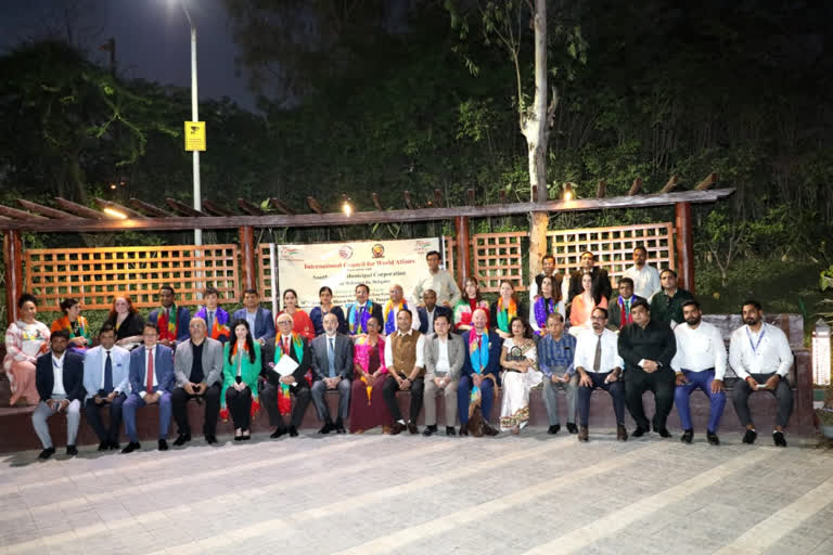 27 देशो के प्रतिनिधियों ने देखा भारत दर्शन पार्क