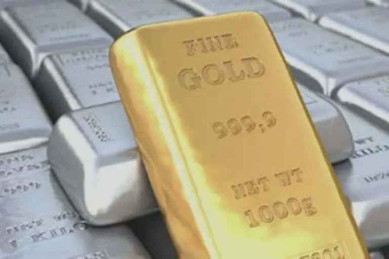 Decline in gold and silver prices: આંતરરાષ્ટ્રીય બજારમાં સોનાચાંદીની ચમક ઓછી થઈ