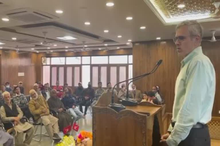 In today's Kashmir, lot of pressure on media and no one is daring to write the truth says omar abdullah