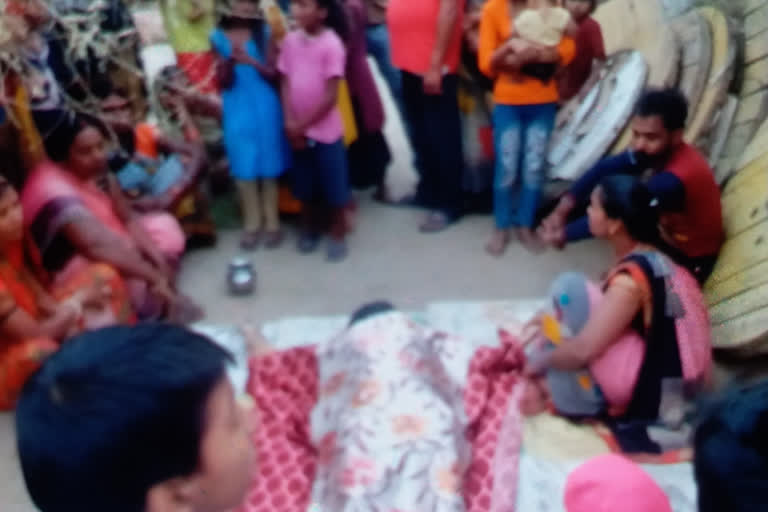 Jhansi woman dies in Palamu due to current