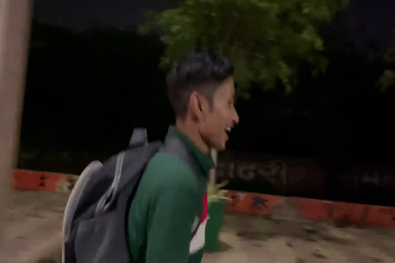 19-Year-Old Pradeep Mehra Midnight Run in noida Goes Viral