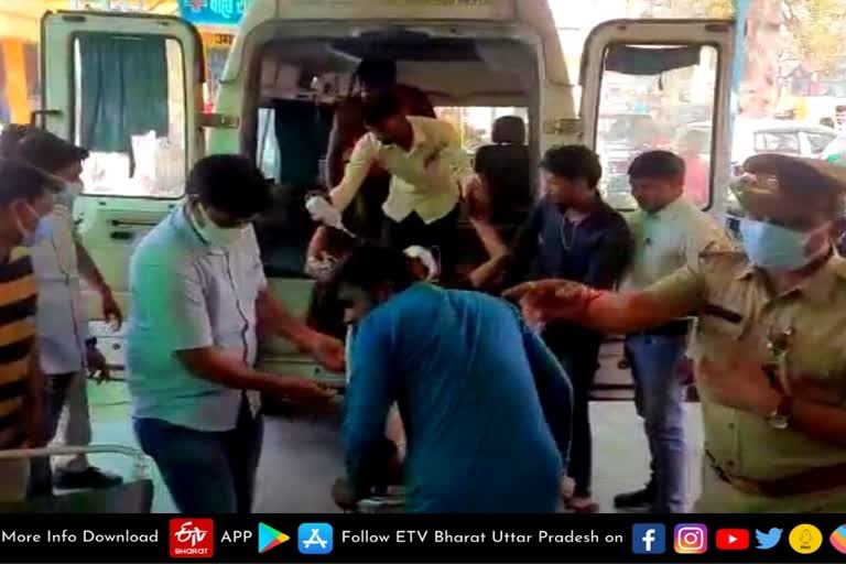 murder in bulandshahr  murder in bulandshahr  murder in bulandshahr  Bulandshahr crime news  retarded youth cut 5 farmers  5 किसानों को काटा  Bulandshahr latest news  etv bharat up news, final news