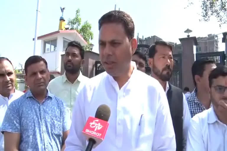 Congress MLA Bhuvan Kapri