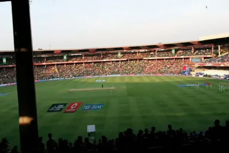 ICC rates Bengaluru pitch as below average  ICC  Chinnaswamy Stadium  ചിന്നസ്വാമിയിലെ പിച്ച് ശരാശരിയിലും താഴെയെന്ന് ഐസിസി  ചിന്നസ്വാമി സ്റ്റേഡിയം  ഐസിസി  ഐസിസി പിച്ച് ആൻഡ് ഔട്ട്‌ഫീൽഡ് മോണിറ്ററിങ് പ്രോസസ്