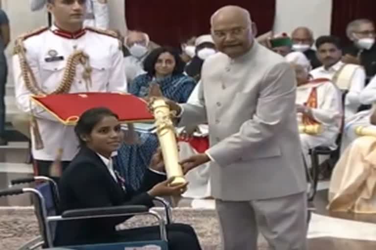 Hockey star Vandana Katariya receives Padma Shri  Vandana Katariya  Padma Shri Awards  Padma Shri sports  പത്മശ്രീ പുരസ്‌കാരം ഏറ്റുവാങ്ങി വനിത ഹോക്കി താരം വന്ദന കടാരിയ  Vandana Katariya Padma Shri  വന്ദന കടാരിയ  വന്ദന കടാരിയ പത്മശ്രീ