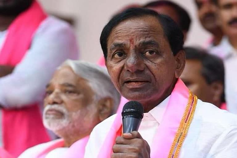 CM KCR