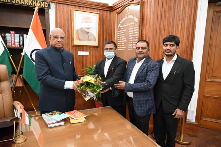 Jharkhand Advocates Forum met governor ramesh bais in ranchi