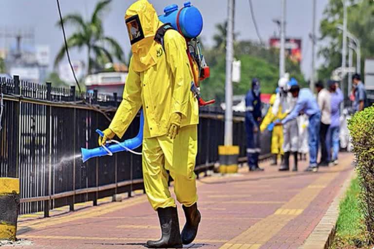 COVID-19: Disaster Management Act provisions revoked after 2 yrs  wearing face masks to stay  central home ministry order on covid containment  കേന്ദ്ര ആഭ്യന്തര മന്ത്രാലയം കൊവിഡ് നിയന്ത്രണങ്ങള്‍ക്ക് ഇറക്കിയ ഉത്തരവ്  ദേശീയ ദുരന്ത നിവാരണ അടിസ്ഥാനത്തിലുള്ള കൊവിഡ് നിയന്ത്രണങ്ങള്‍  ഇന്ത്യയിലെ കൊവിഡ് നിയന്ത്രണം  2005ലെ ദേശീയ ദുരന്ത നിവാരണ നിയമം