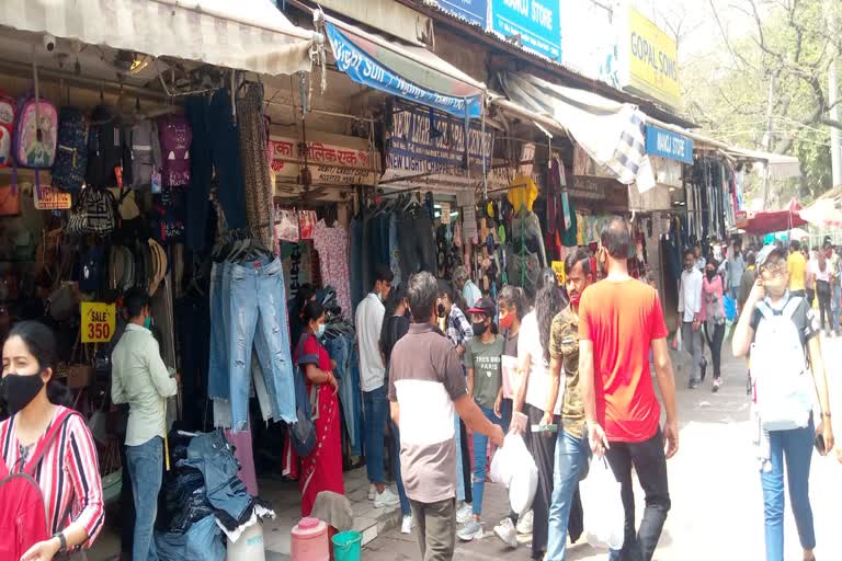 Sarojini Nagar market was buzzing with customers on second day of bomb blast threat
