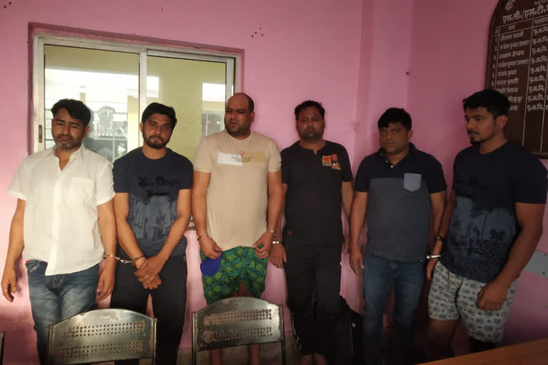 Hyderabad and Delhi cyber police have arrested 6 cyber criminals