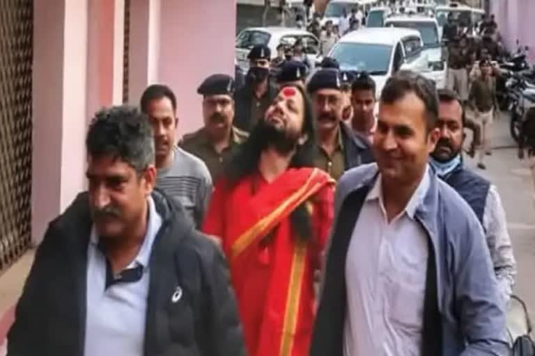 Kalicharan routine in Raipur jail