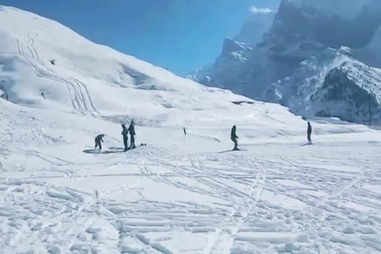 country first snow marathon in lahaul spiti