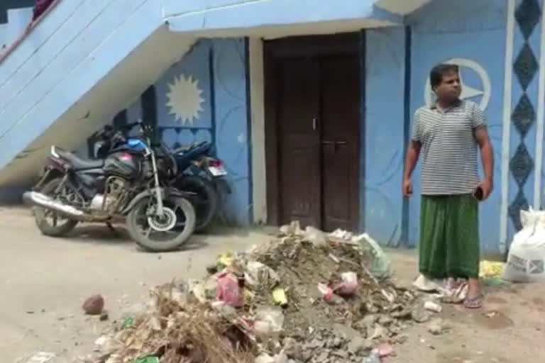 Garbage in Front of home