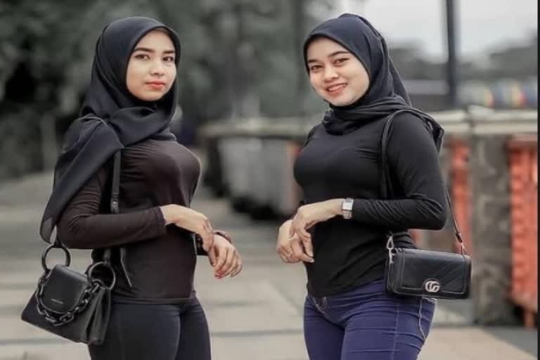 two female friends want to marry same man