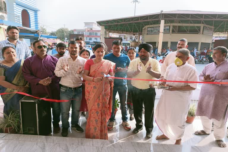 mayor-anita-mamgain-inaugurated-hi-tech-toilet-in-rishikesh