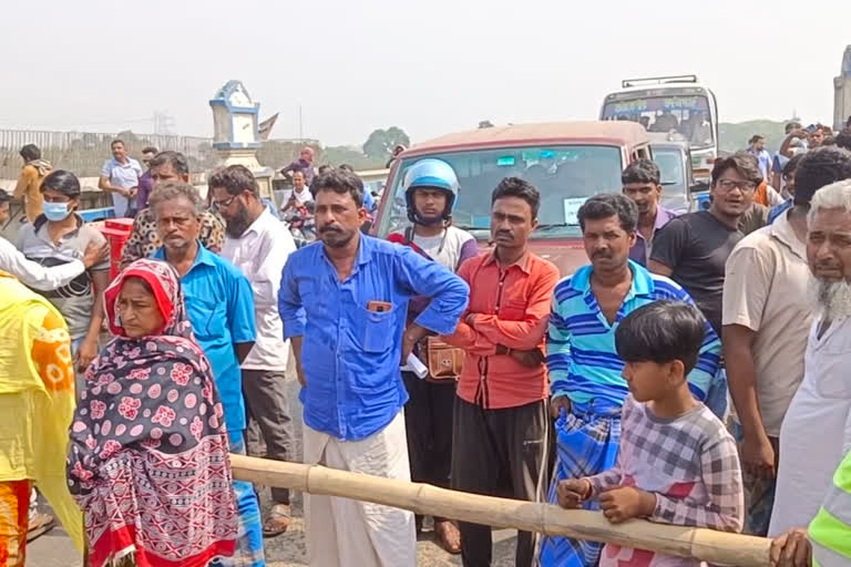 Landslide due to Mundeshwari River Erosion in Arambag