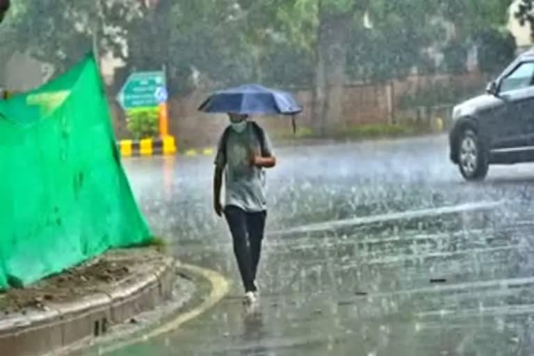 Rainfall continues two days in Karnataka