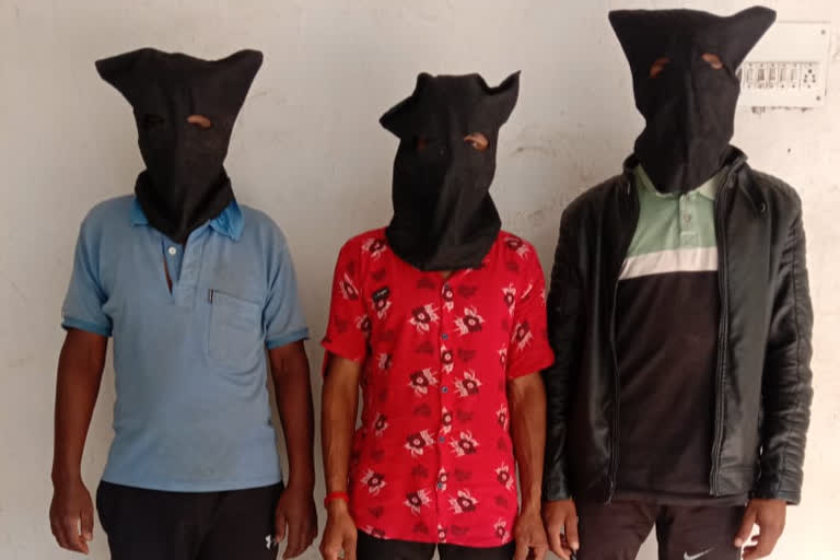latehar police arrested three accused