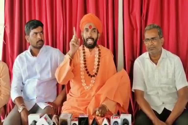 Pranavananda Swamiji outrage against siddaramaiah