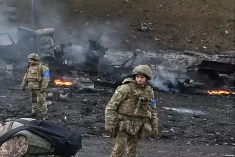 Russia and Ukraine contradictory claims about number of soldiers casualties
