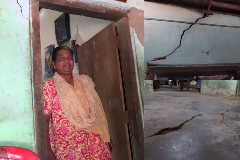 family risking their lives in a broken house in idukki  idukki broken house  അധികൃതരുടെ കനിവ് കാത്ത് തകർന്ന വീട്ടിൽ ജീവൻ പണയംവെച്ച് ഒരു കുടുംബം  തകർന്ന വീട്ടിൽ ജീവൻ പണയം വെച്ച് അപ്പുവും ഭാര്യ വിജയമ്മയും  പുതിയ വീടെന്ന സ്വപ്‌നവുമായി ഇടുക്കിയിലെ കുടുംബം