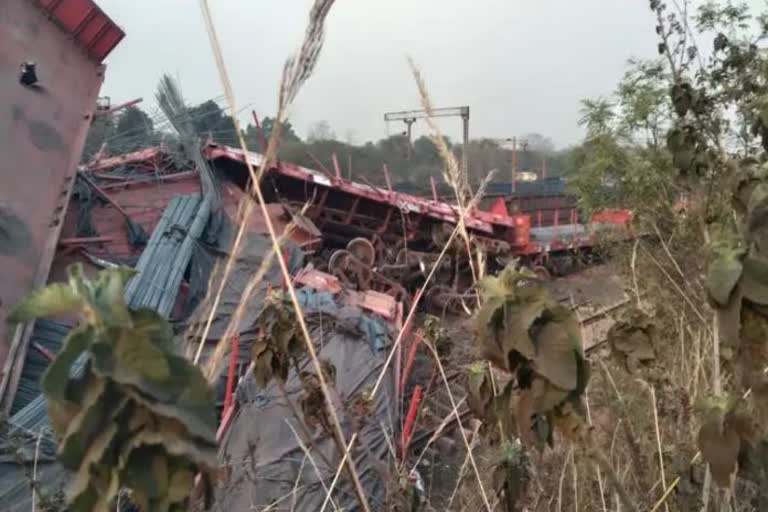 goods train accident