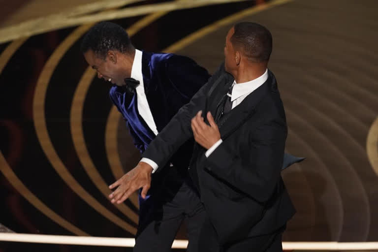 Will Smith apologizes: 'I was out of line and I was wrong'  oscar award 2022 face slapping incident  oscar academy initiates inquiry on face slapping incident  വില്‍ സ്‌മിത്ത് ക്രിസ് റോക്കിനോട് മാപ്പ് ചോദിച്ചു  ഓസ്‌കര്‍ 2022 ലെ മുഖത്തടിച്ച സംഭവം  ഓസ്കര്‍ അക്കാദമി അന്വേഷണം വില്‍ സ്മിത്തില്‍