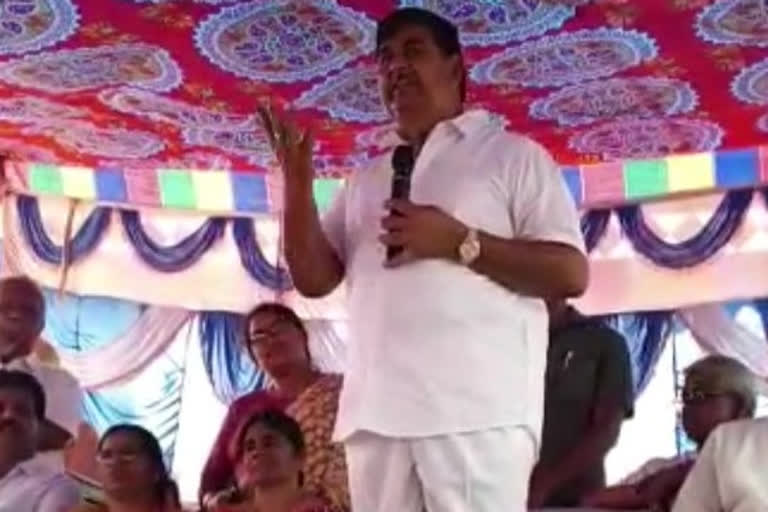 deputy cm Dharmana krishnadas