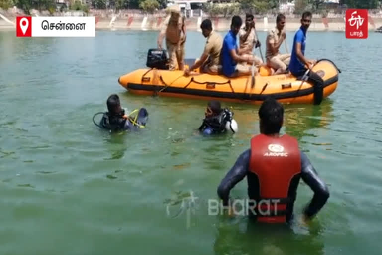 திருடுபோன மயில் சிலை: தேடுதல் பணி தீவிரம்