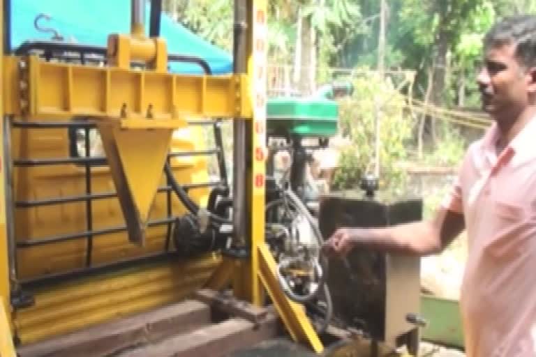 New method to cut woods  hydrlic machines for cutting the wood  Robin Ebraham uses hydraulic machine to cut the wood  interesting enterprises  വിറക് വെട്ടാന്‍ ഹൈഡ്രോളിക് മെഷീന്‍  റോബിന്‍ എബ്രഹാമിന്‍റെ സംരഭം  വിറക് വെട്ടുന്നതിന് പുതിയ രീതി  പുതിയ ആശയങ്ങളില്‍ അധിഷ്ടിതമായ സംരഭംങ്ങള്‍