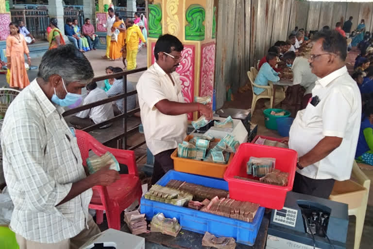 rs-1-crore-29-lakh-donation-at-erode-bannari-amman-temple