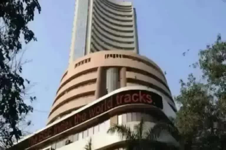 Sensex rises 479 points in early trade, Nifty crosses 17468