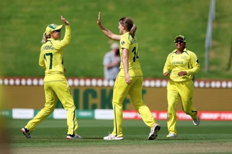 Australia entered to women's world cup final  Australia into the finals of women's world cup by beating west indies  Women's world cup | വെസ്റ്റ് ഇന്‍ഡീസിനെതിരെ തകര്‍പ്പൻ ജയം; ഓസീസ് വനിതകള്‍ ഫൈനലില്‍  ICC women's world cup 2022  Australia vs west indies  ഓസീസ് വനിതകള്‍ വനിതാ ലോകകപ്പ് ഫൈനലില്‍  അലീസ ഹീലിക്ക് സെഞ്ചുറി  Century for Alyssa Healy  മഴ കാരണം മത്സരം 45 ഓവറാക്കി ചുരുക്കി