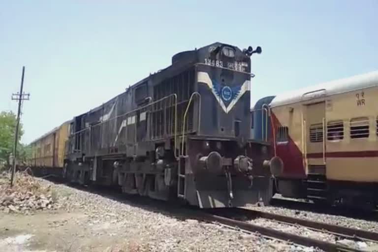 Bhavnagar Railway Division: 7 જોડી ટ્રેનમાં કોચ વધાર્યા અને સમર સ્પેશિયલ ટ્રેન દોડાવાની જાહેરાત કરી