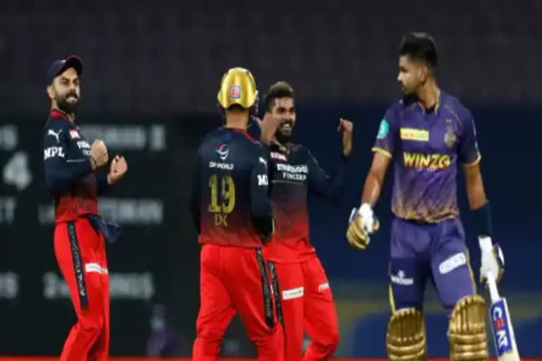 RCB ਨੇ ਰੋਮਾਂਚਕ ਮੈਚ ਵਿੱਚ KKR ਨੂੰ ਤਿੰਨ ਵਿਕਟਾਂ ਨਾਲ ਹਰਾਇਆ