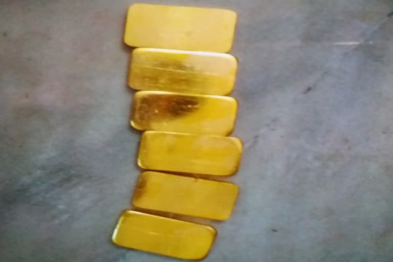 one kg gold caught at jaiur railway station