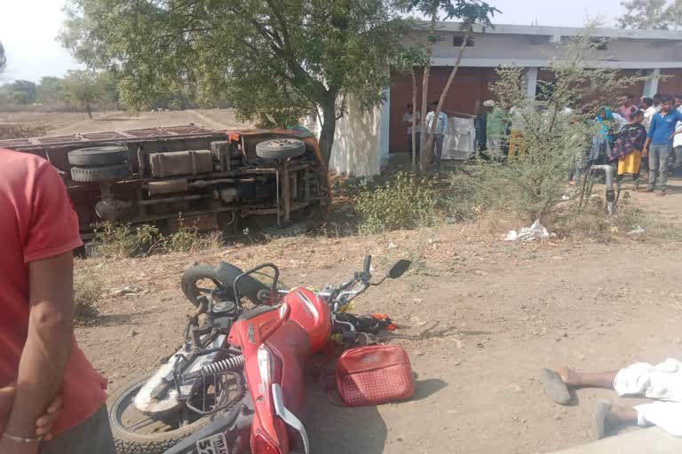 uncontrolled truck overturned